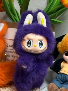 lakers labubu纯手工制作，每一件都是独一无二的